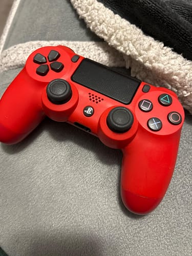 Click to view full screen Sony DualShock 4 Wireless Controller for PlayStation 4 - Red photo review
