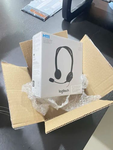 Click to view full screen Logitech Stereo Headset H111 - Black - singlepin photo review