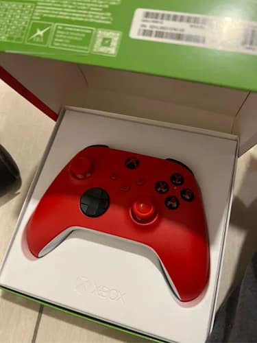 Click to view full screen Xbox Wireless Controller – Pulse Red (100% Genuine) photo review