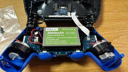 Click to view full screen PALO 2000mAh Replacement Battery for PS4 / PS4 Pro DualShock 4 Controllers photo review