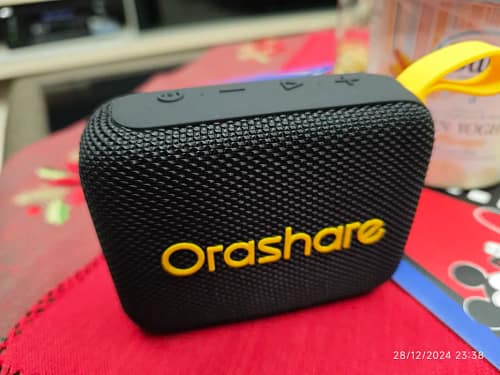 Click to view full screen Orashare BS16 Portable Bluetooth Speaker 10W HiFi Stereo Super Bass Outdoor Wireless Speaker photo review
