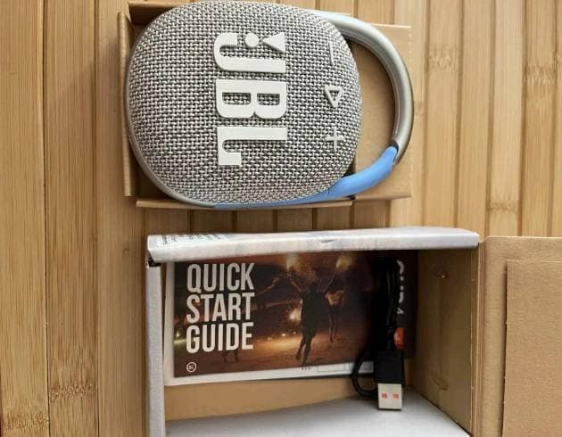 Click to view full screen JBL Clip 4 — Ultra‑Portable Waterproof Bluetooth Speaker (IP67) photo review
